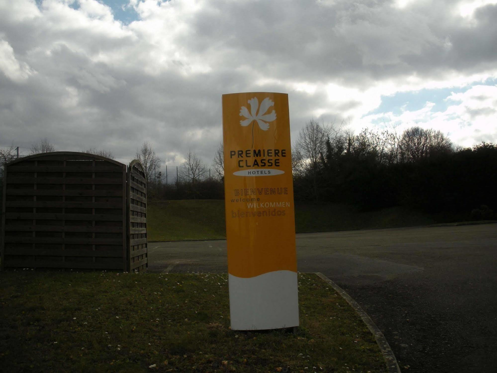 Premiere Classe Dreux Exteriér fotografie