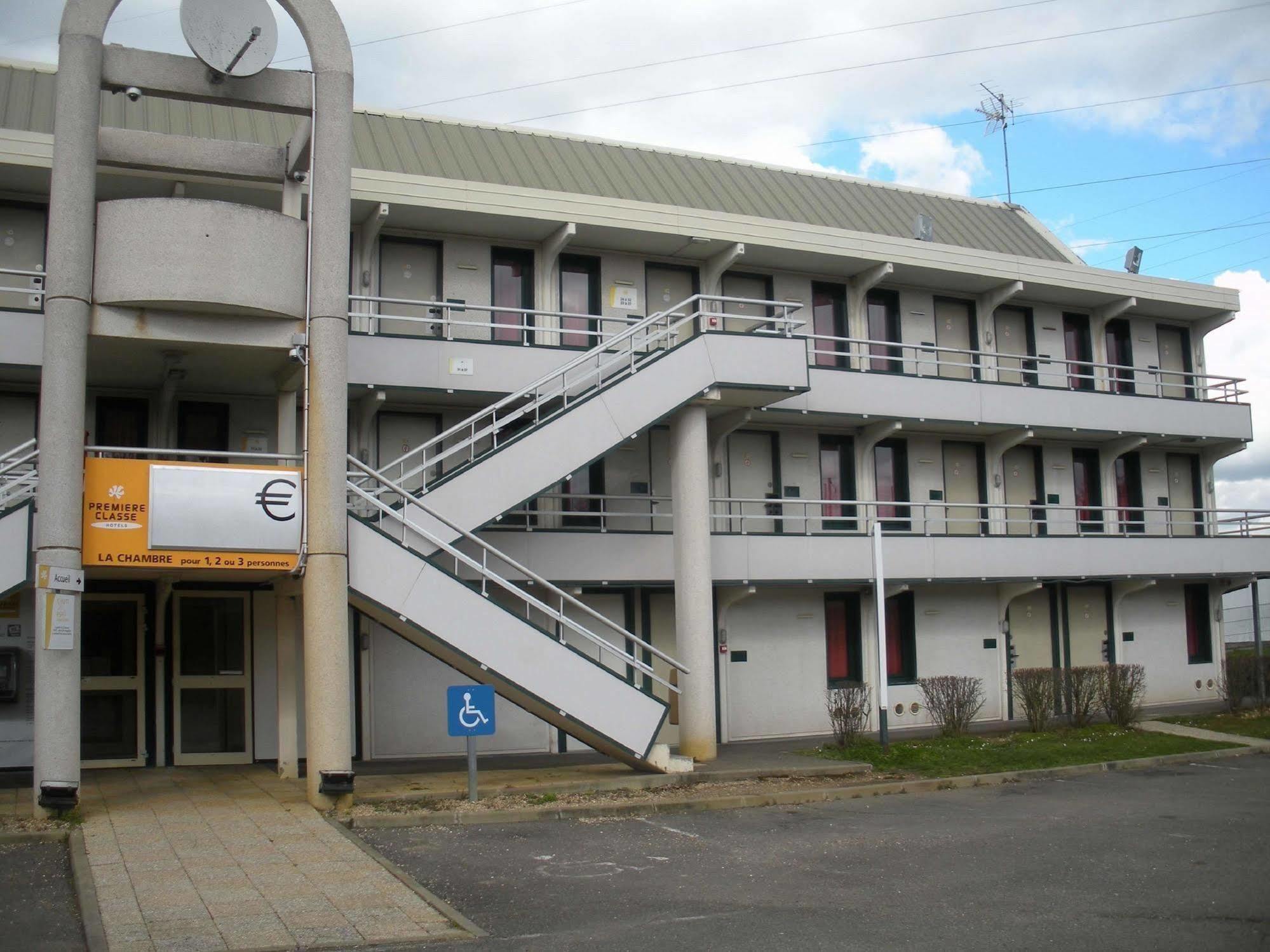 Premiere Classe Dreux Exteriér fotografie