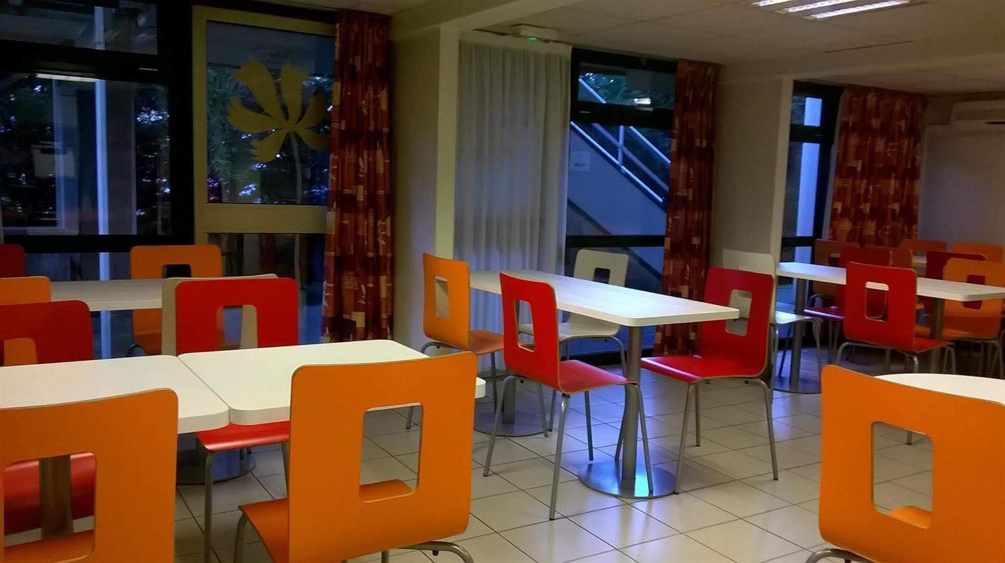 Premiere Classe Dreux Exteriér fotografie